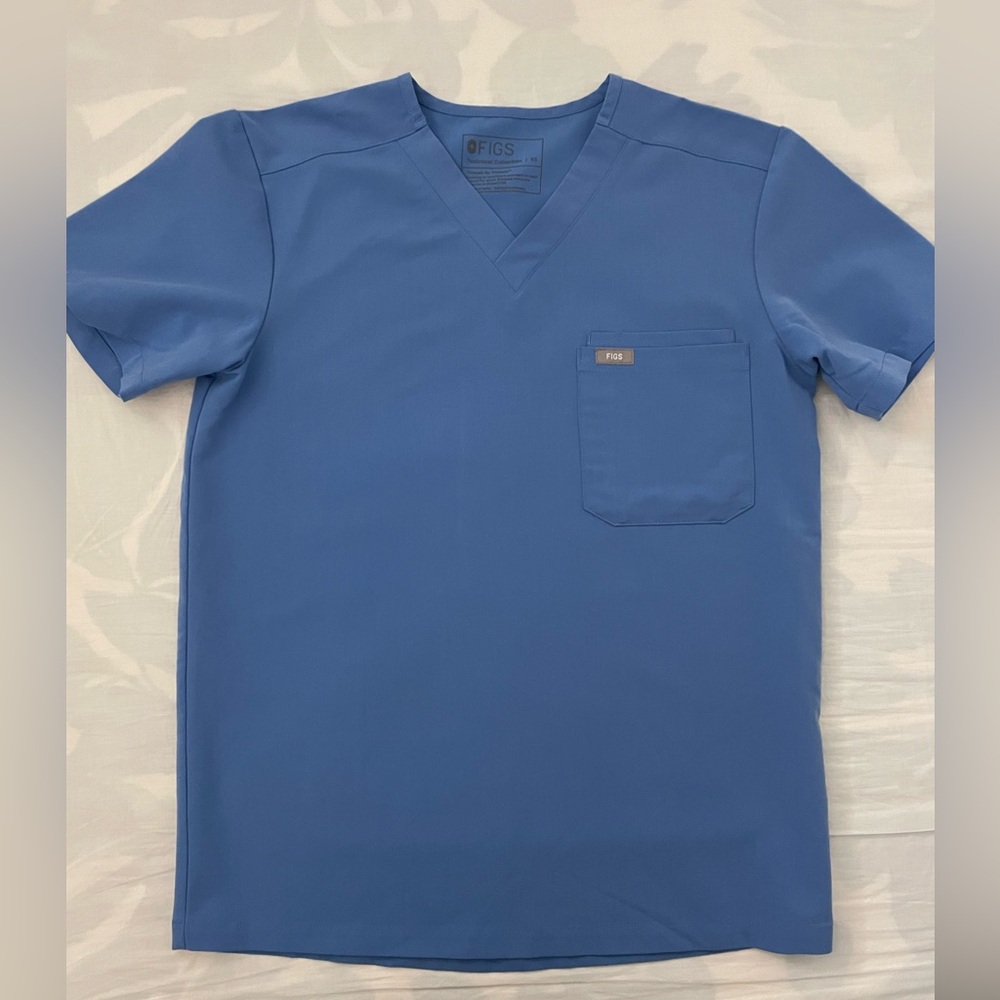 Figs Mens Ceil Blue Scrub Top XS